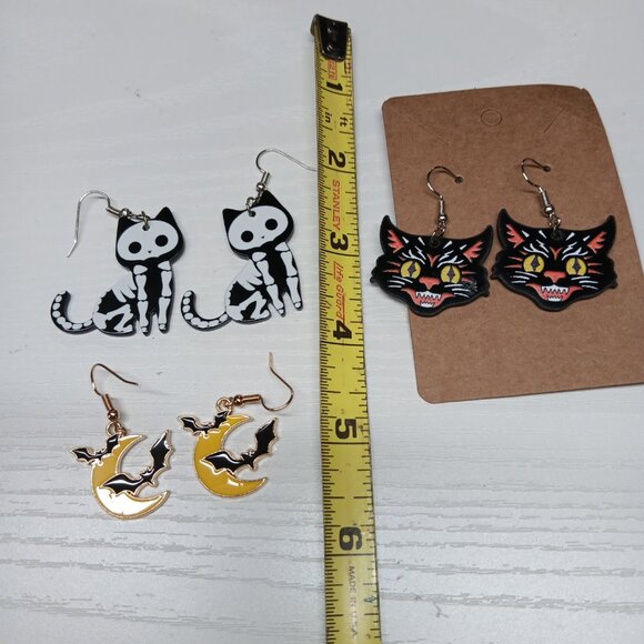 Halloween Earring Lot of 3 Gothic Black Cat Skeleton Moon Bats Festive NEW - Picture 6 of 6